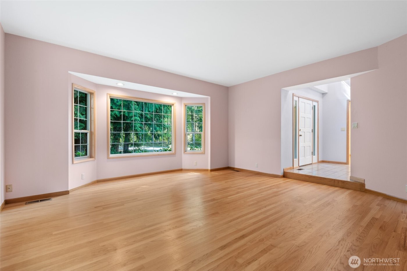 860 Hunt Road , Port Angeles, WA 98363