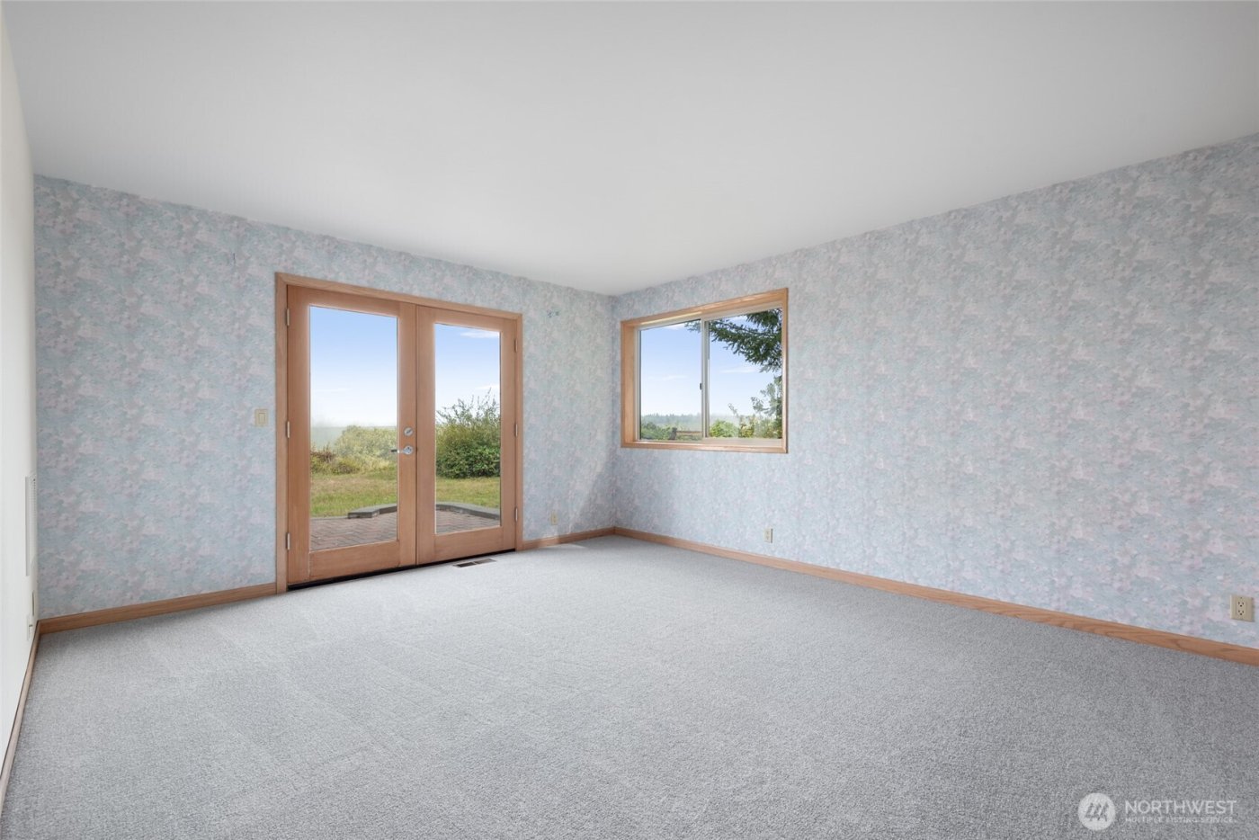 860 Hunt Road , Port Angeles, WA 98363