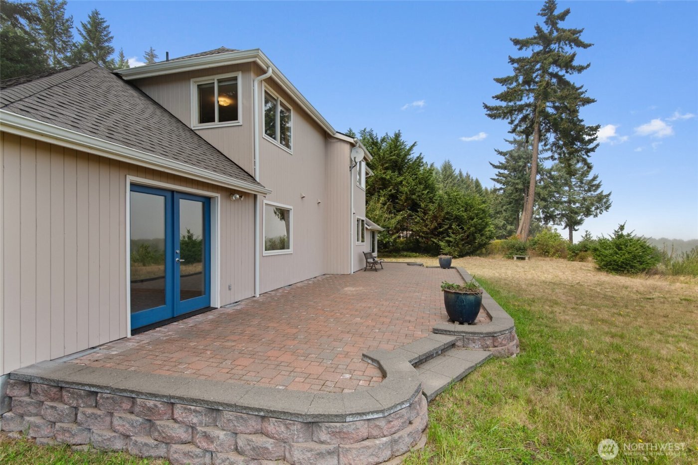 860 Hunt Road , Port Angeles, WA 98363