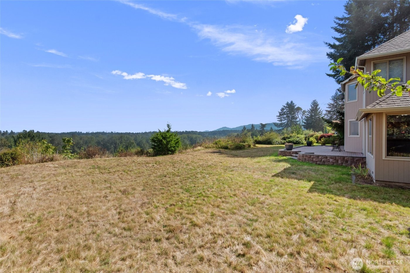 860 Hunt Road , Port Angeles, WA 98363