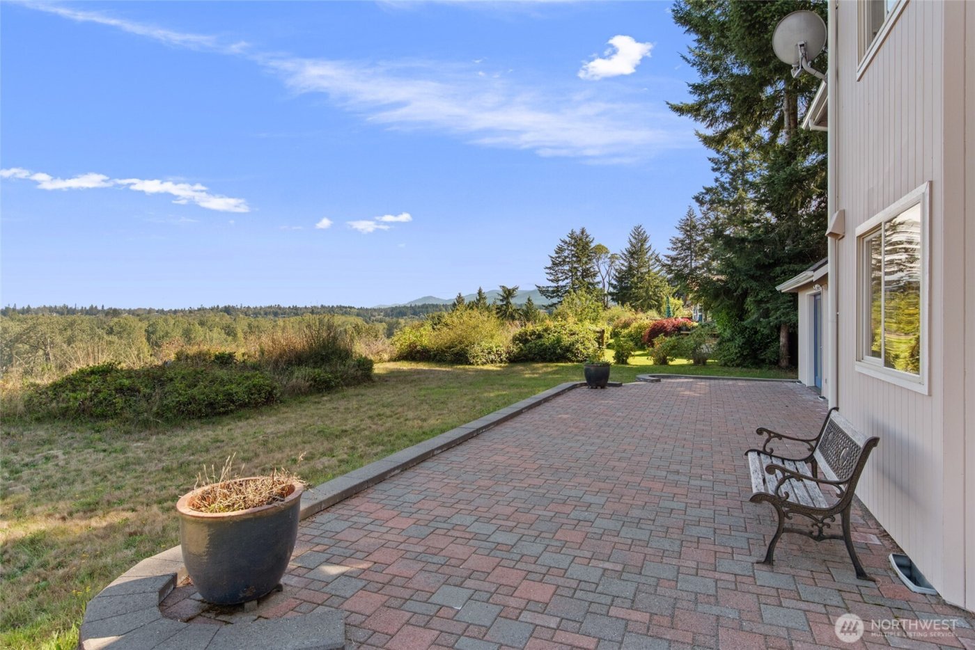 860 Hunt Road , Port Angeles, WA 98363