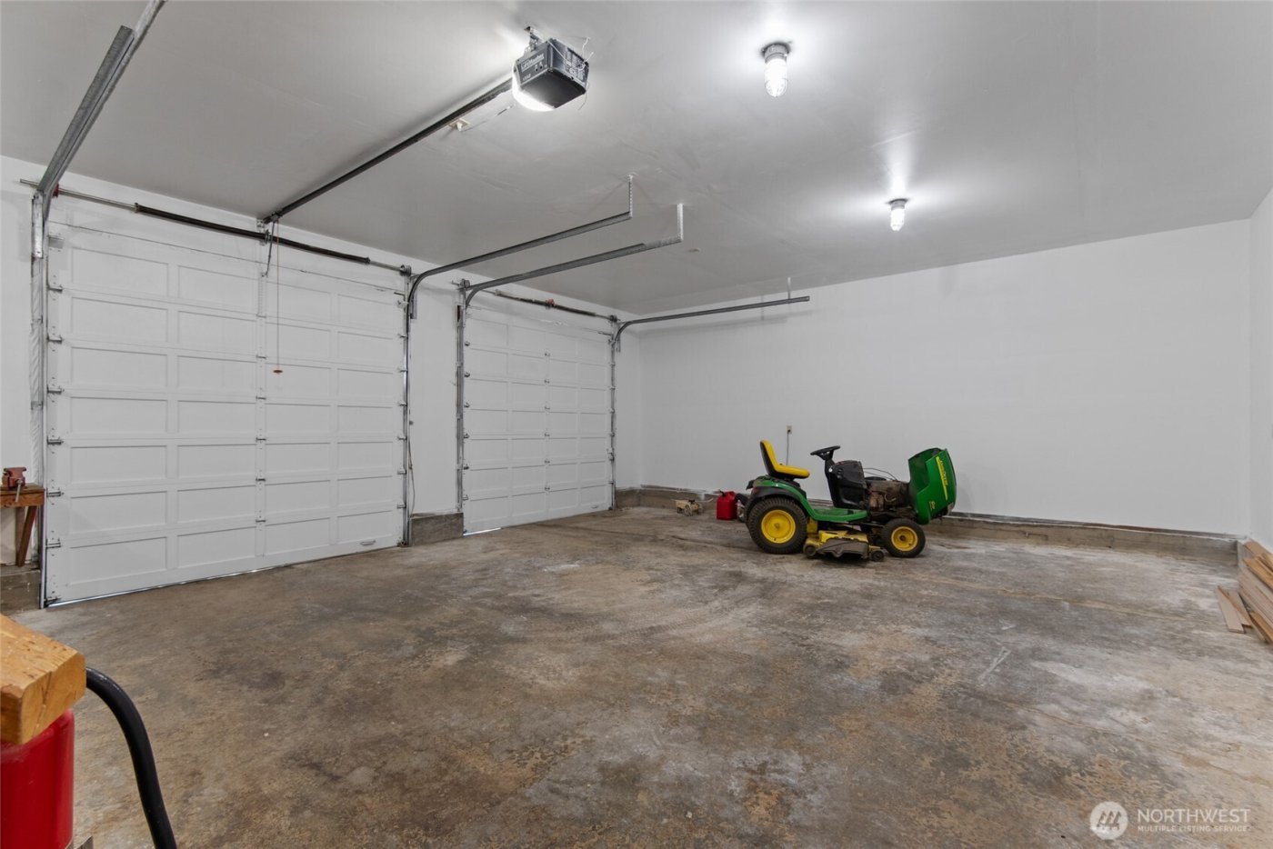 860 Hunt Road , Port Angeles, WA 98363