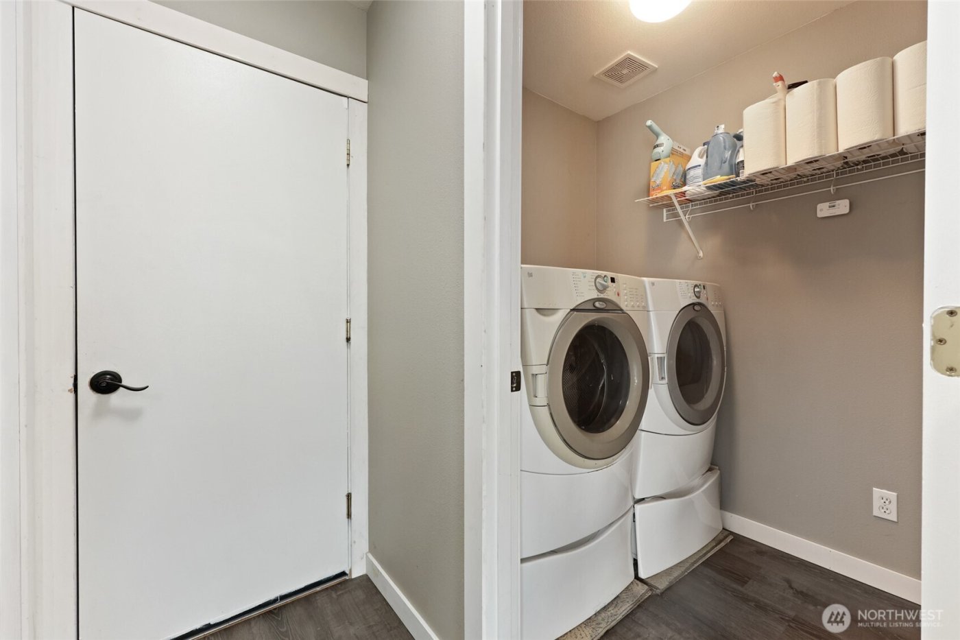 9826 Greenleaf Loop SE, Yelm, WA 98597-8818