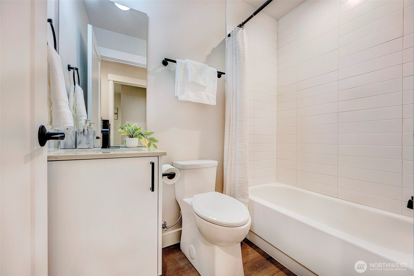 1605 S Washington Street #F, Seattle, WA 98144