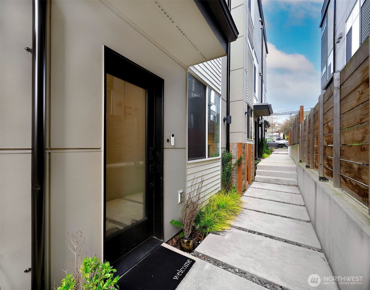 1605 S Washington Street #F, Seattle, WA 98144