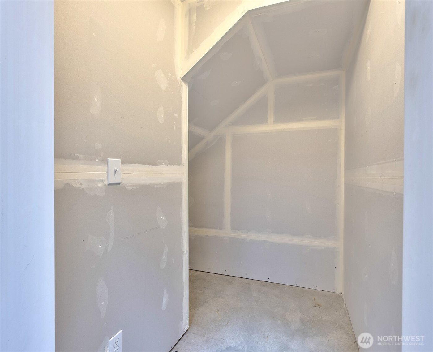 1605 S Washington Street #F, Seattle, WA 98144