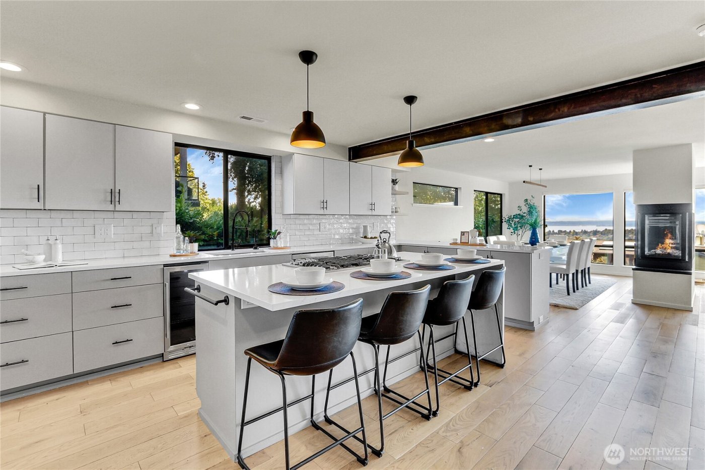 1942 7th Avenue W, Seattle, WA 98119