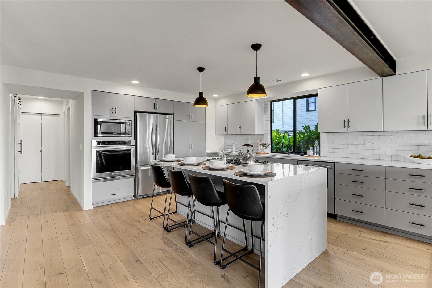 1942 7th Avenue W, Seattle, WA 98119