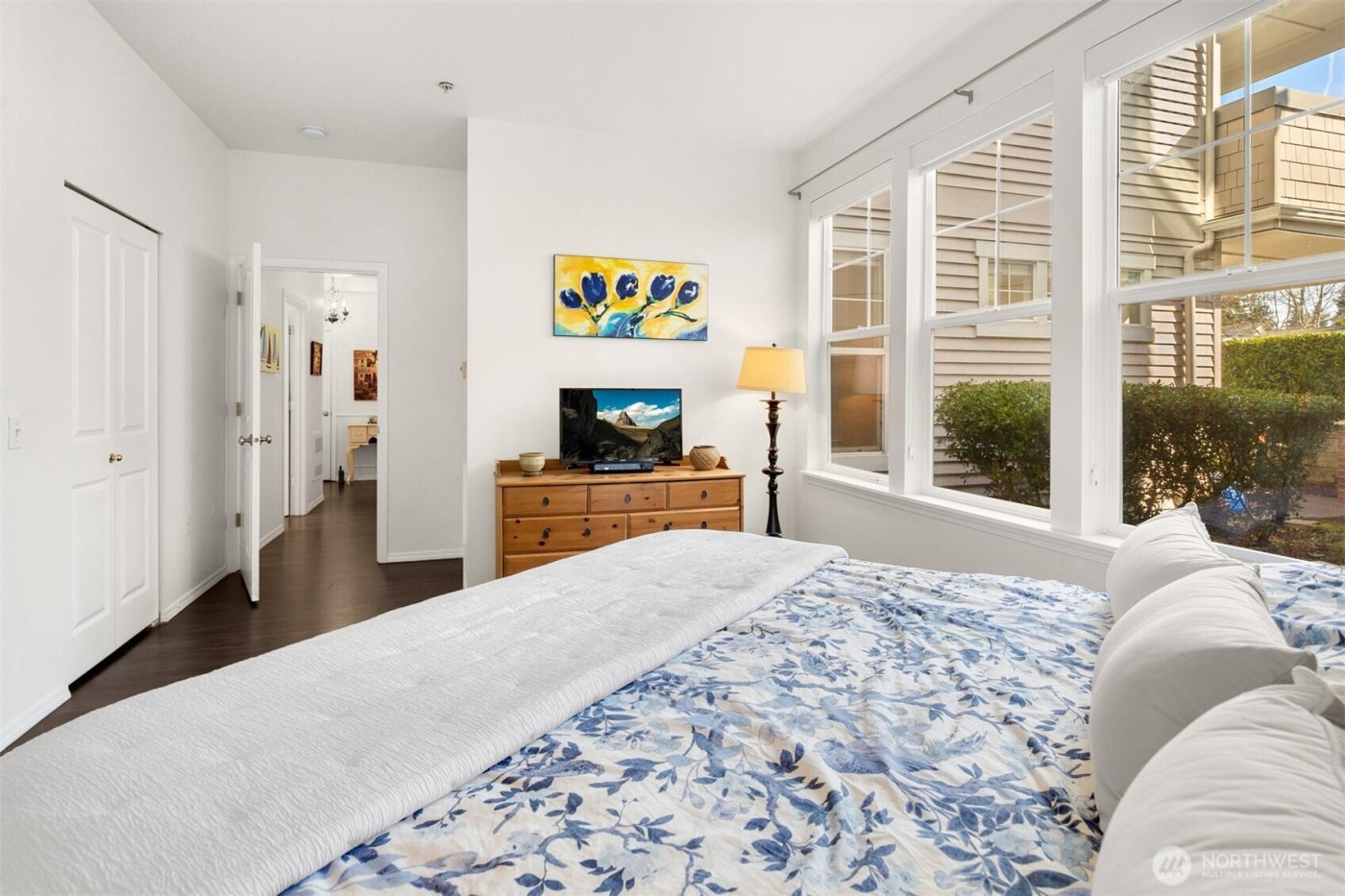 8500 Main Street #F101, Edmonds, WA 98026