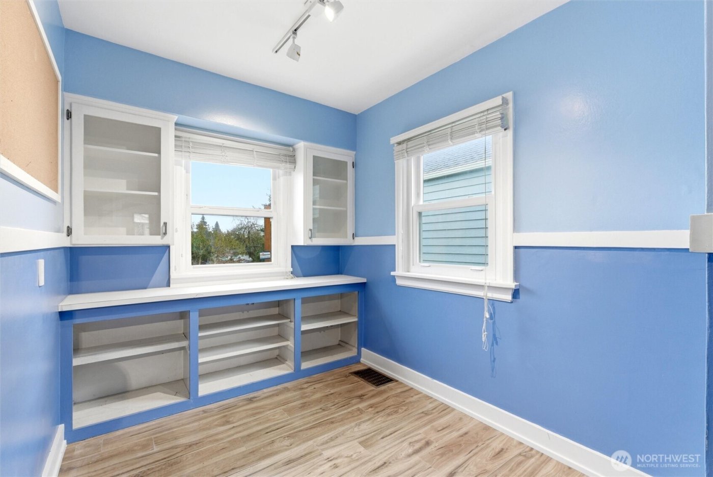 1027 Wetmore , Everett, WA 98201