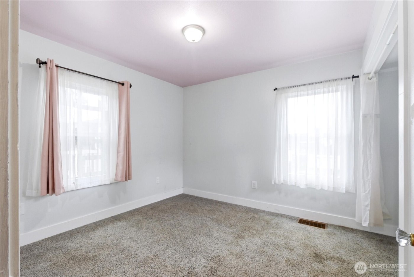 1027 Wetmore , Everett, WA 98201
