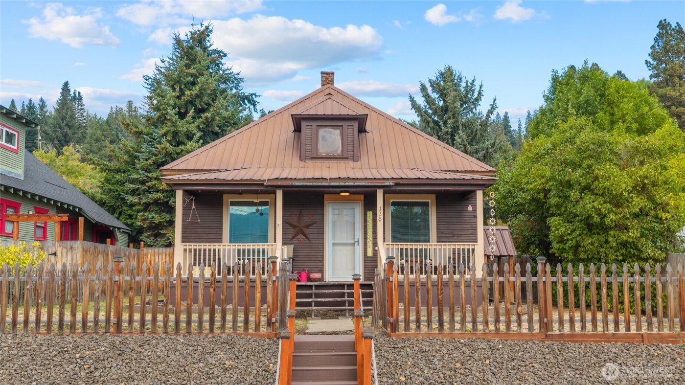 110 W 3rd Street , Cle Elum, WA 98922
