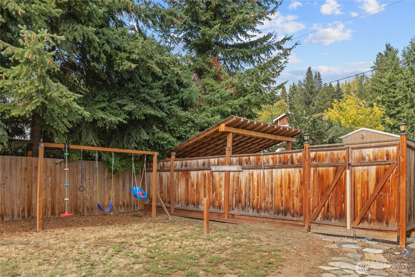 110 W 3rd Street , Cle Elum, WA 98922