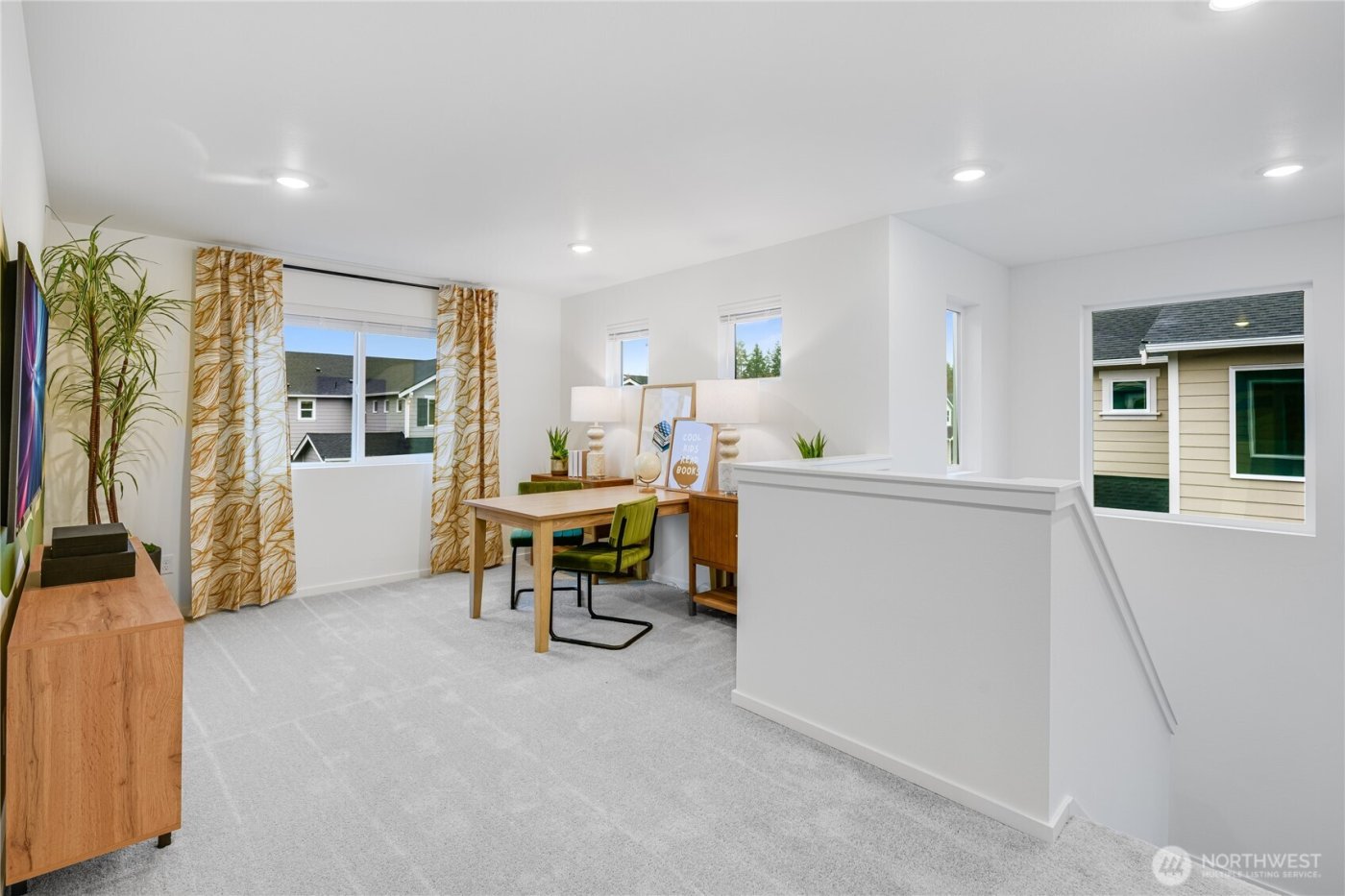 2524 Wonderland Way , Port Townsend, WA 98368