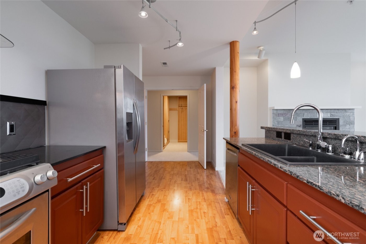 4501 Fidalgo Bay Road #1002, Anacortes, WA 98221