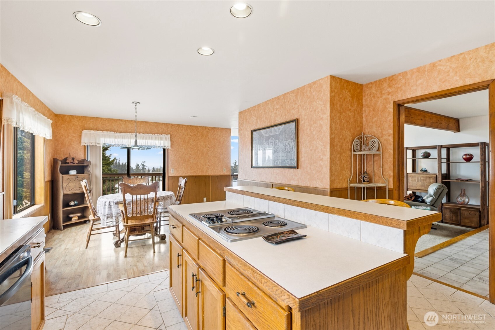 1813 E 3rd Street , Port Angeles, WA 98362
