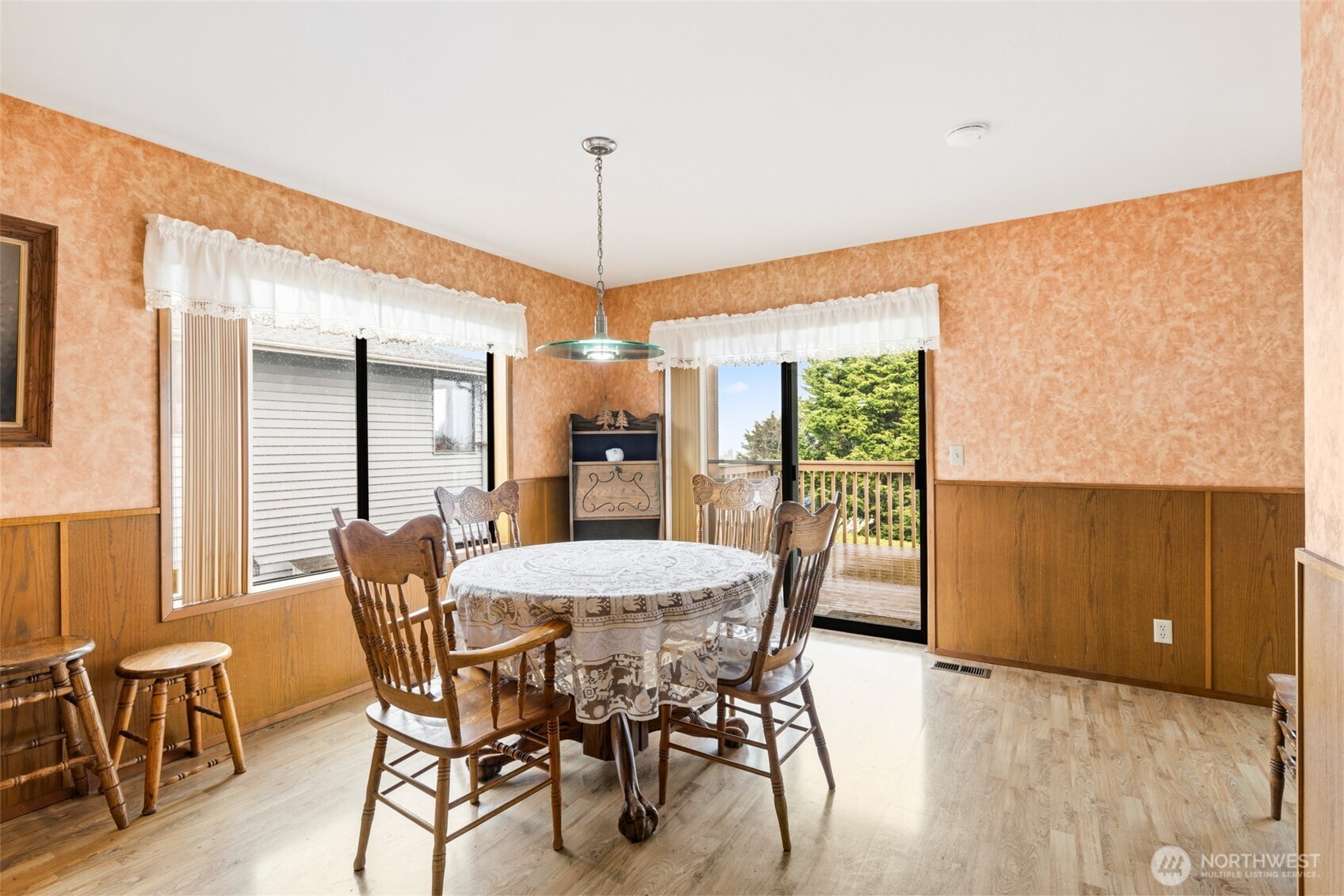 1813 E 3rd Street , Port Angeles, WA 98362