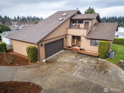 1813 E 3rd Street , Port Angeles, WA 98362 - Photo 2