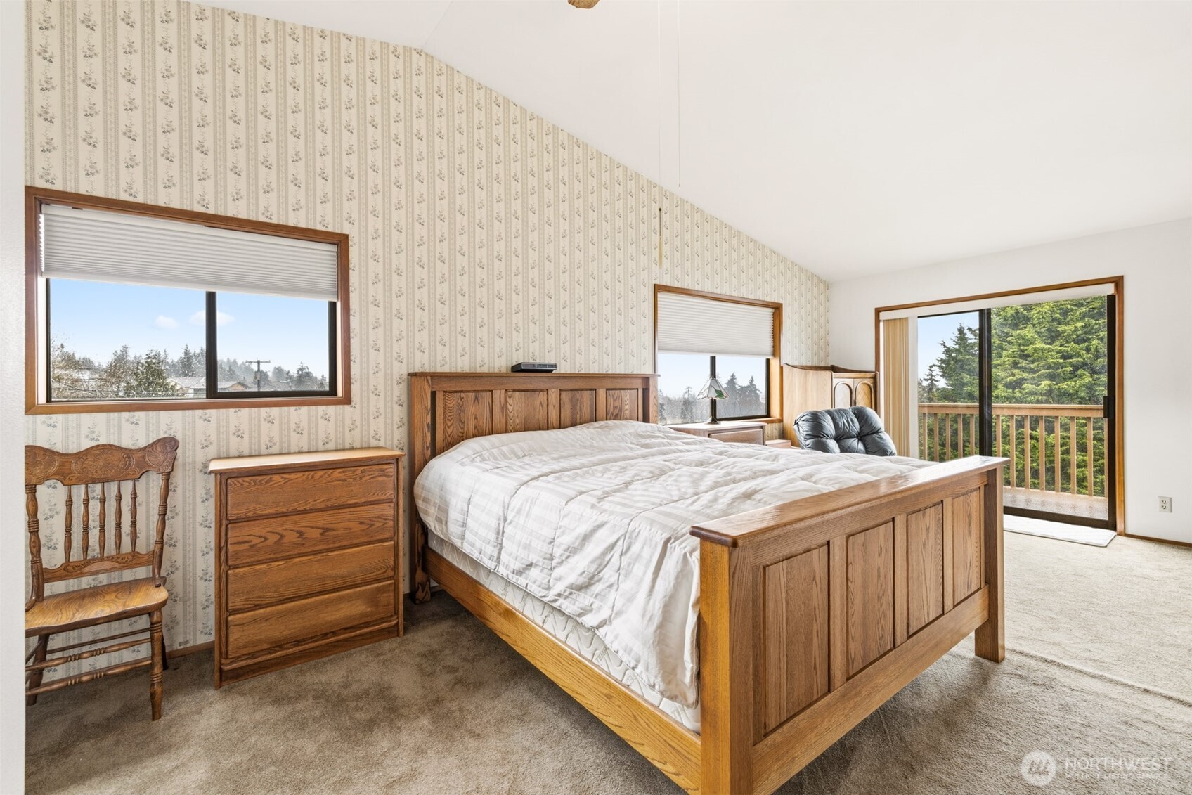 1813 E 3rd Street , Port Angeles, WA 98362
