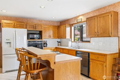 1813 E 3rd Street , Port Angeles, WA 98362 - Photo 9