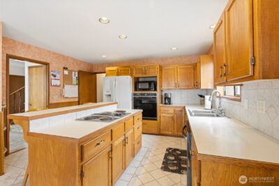 1813 E 3rd Street , Port Angeles, WA 98362 - Photo 10
