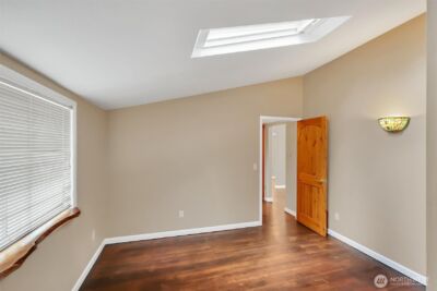 13722 Interlake Avenue N, Seattle, WA 98133 - Photo 24