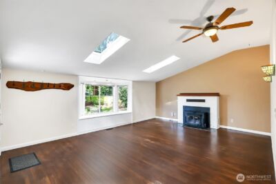 13722 Interlake Avenue N, Seattle, WA 98133 - Photo 5