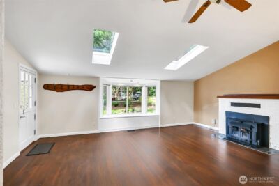 13722 Interlake Avenue N, Seattle, WA 98133 - Photo 6