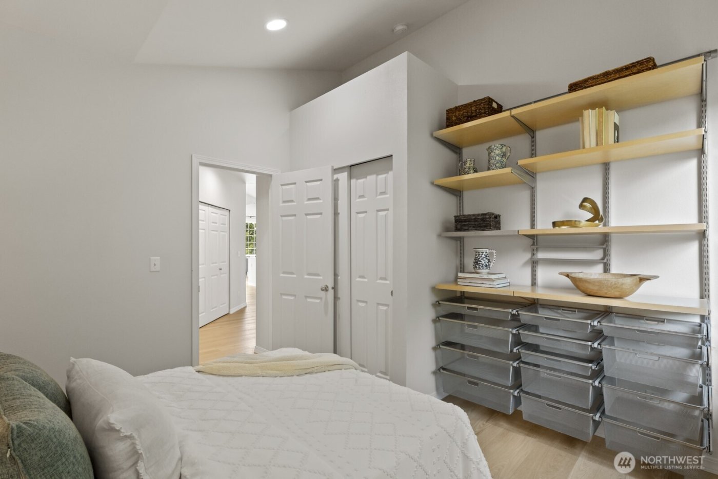 18560 NE 57th Street , Redmond, WA 98052