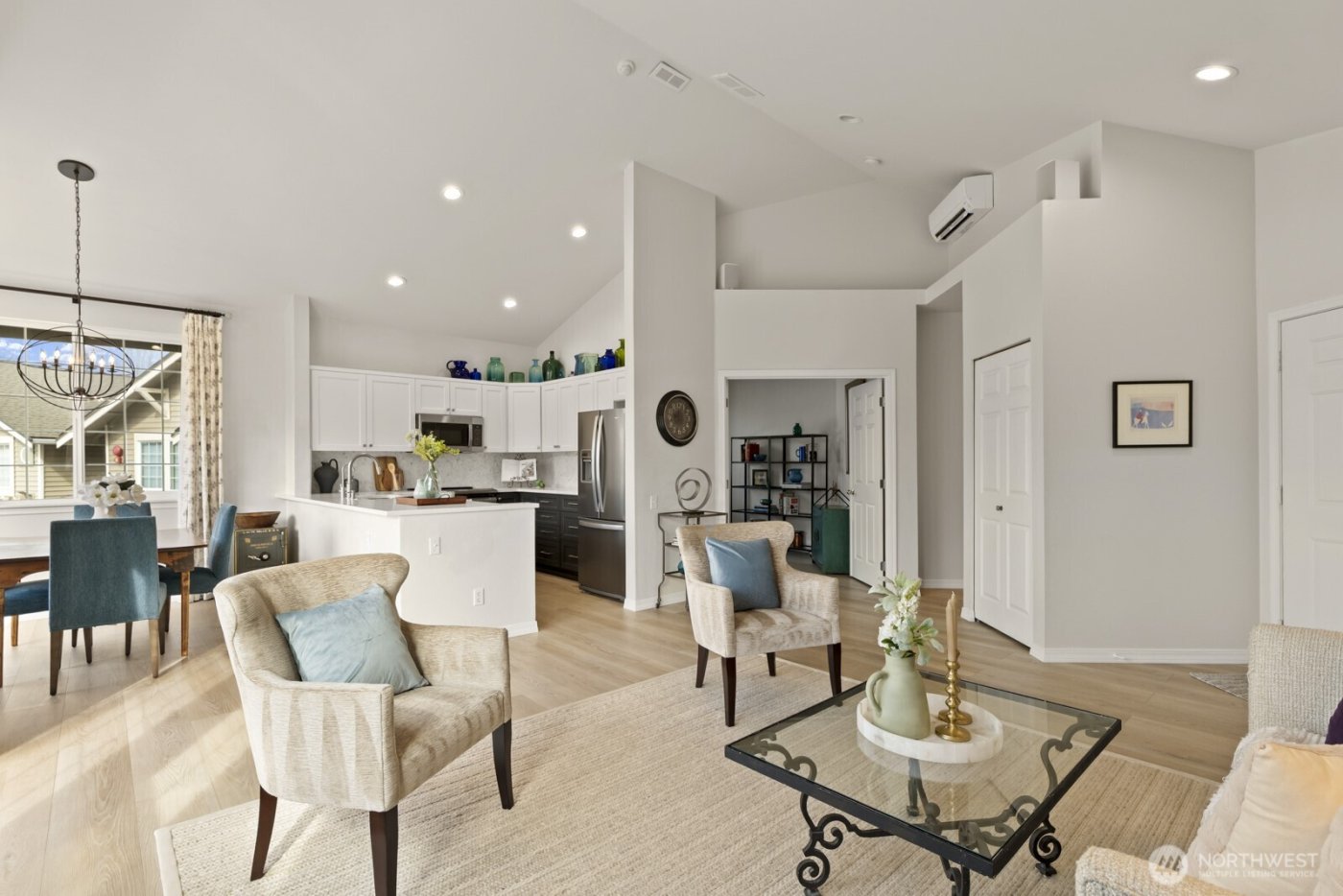 18560 NE 57th Street , Redmond, WA 98052