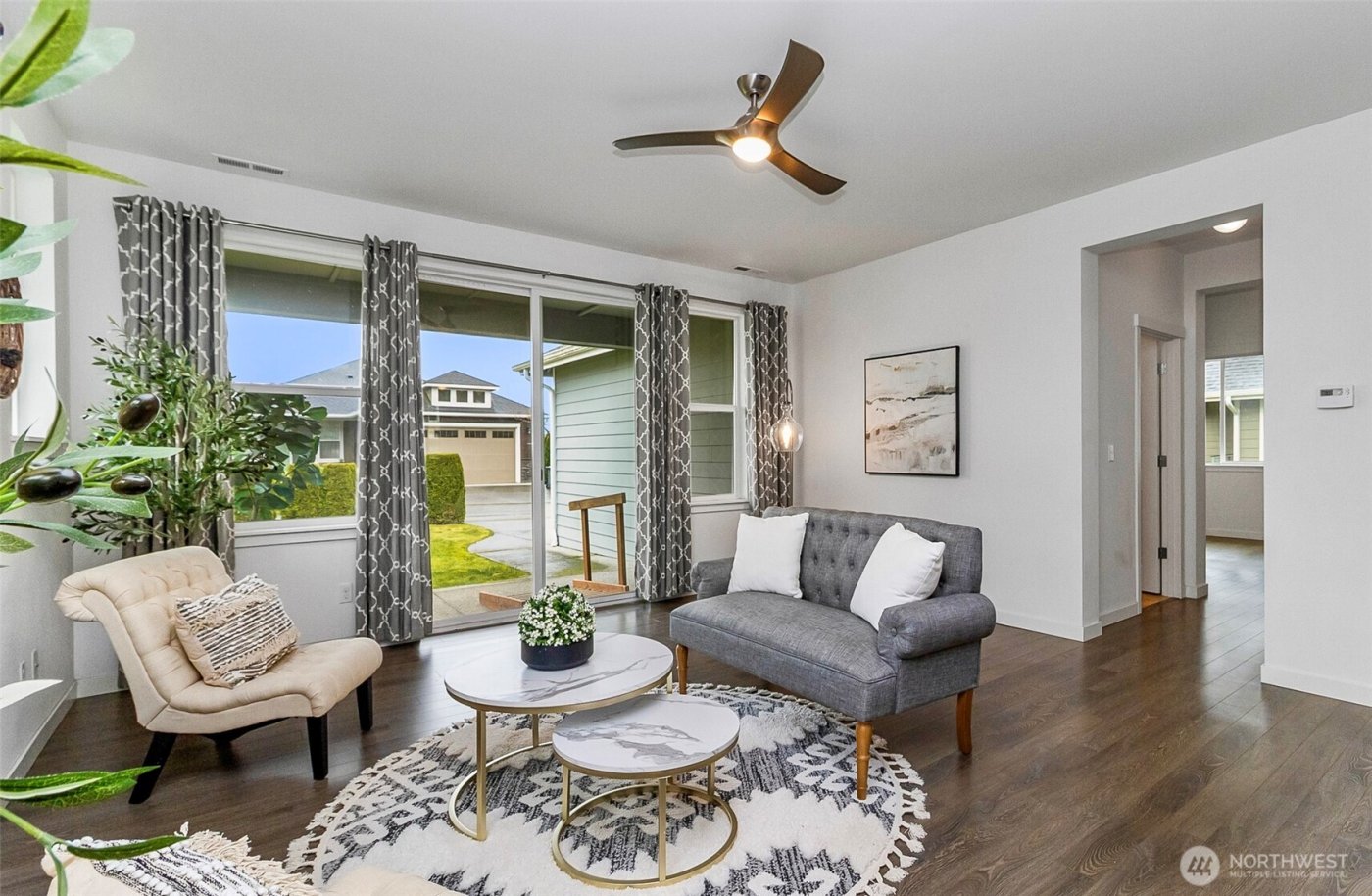 3112 Loch Ness Loop , Mount Vernon, WA 98273