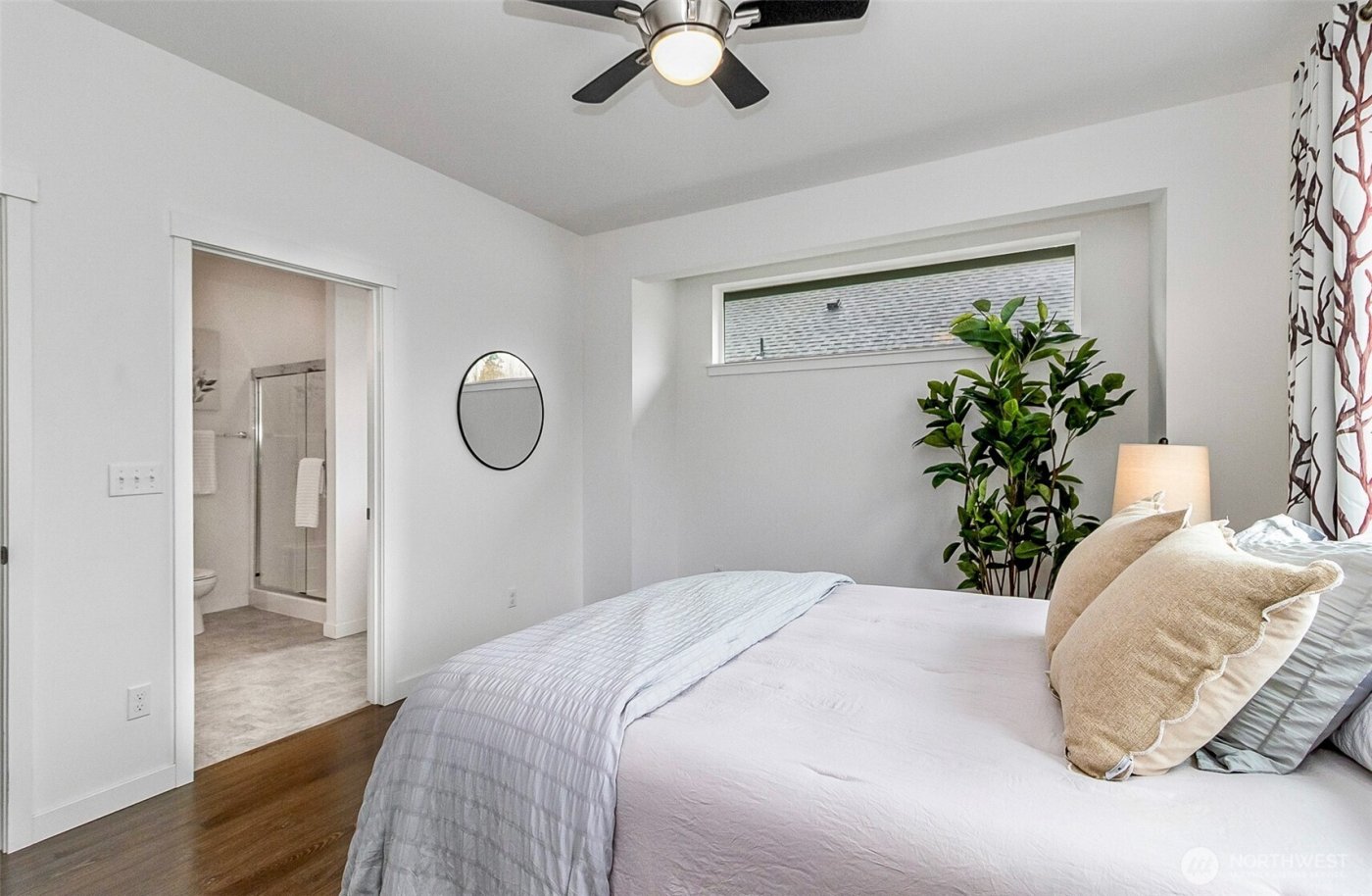 3112 Loch Ness Loop , Mount Vernon, WA 98273