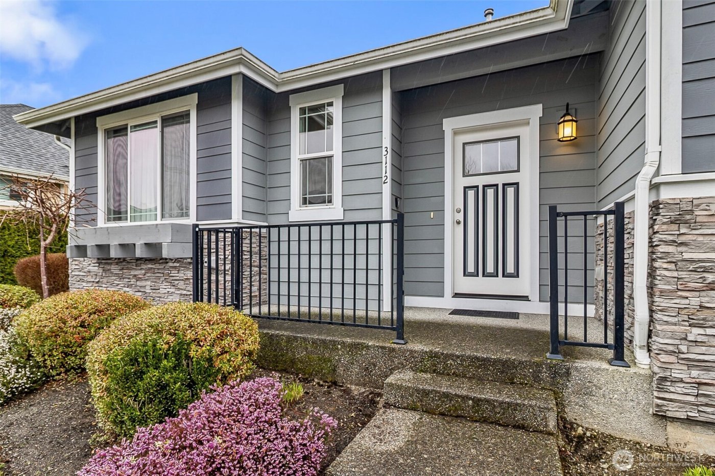 3112 Loch Ness Loop , Mount Vernon, WA 98273
