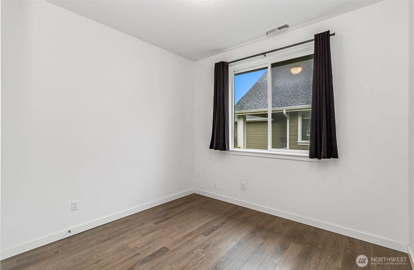 3112 Loch Ness Loop , Mount Vernon, WA 98273