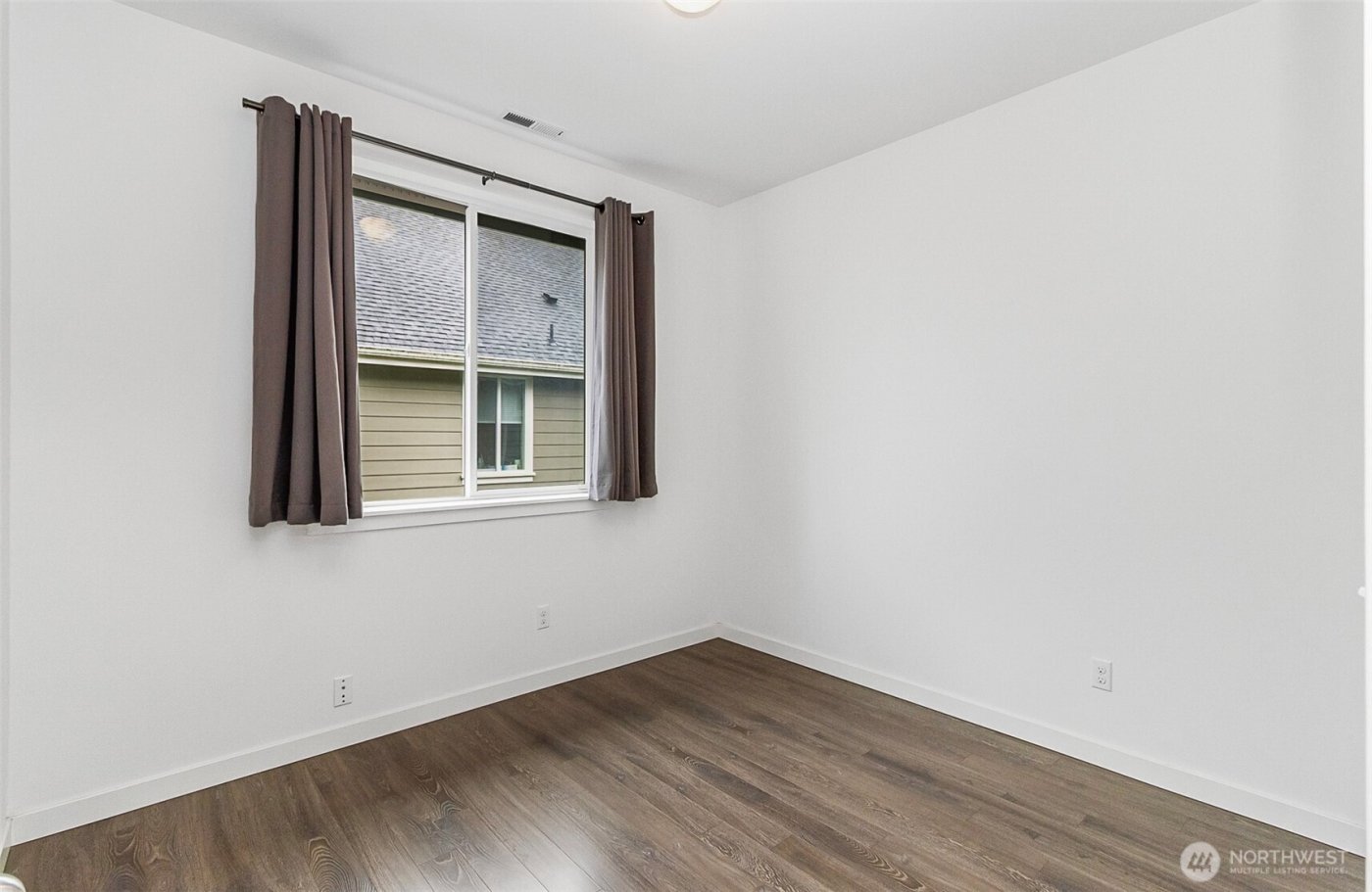 3112 Loch Ness Loop , Mount Vernon, WA 98273