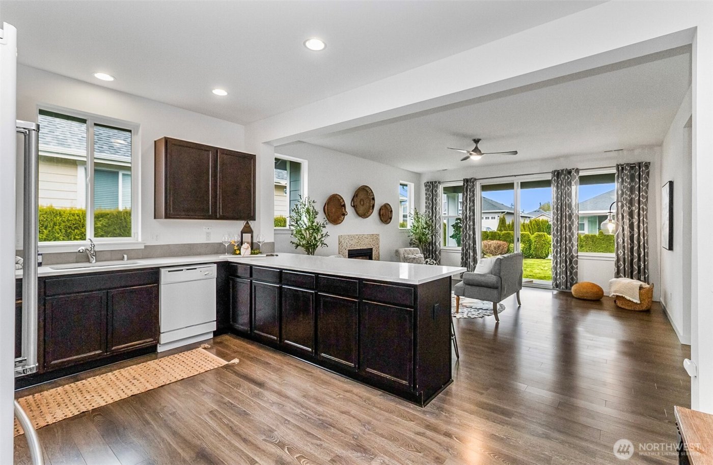 3112 Loch Ness Loop , Mount Vernon, WA 98273