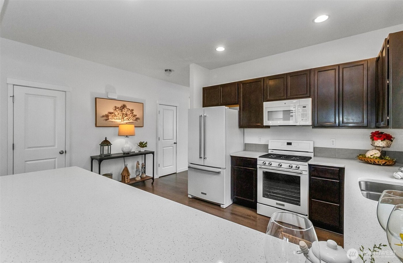 3112 Loch Ness Loop , Mount Vernon, WA 98273