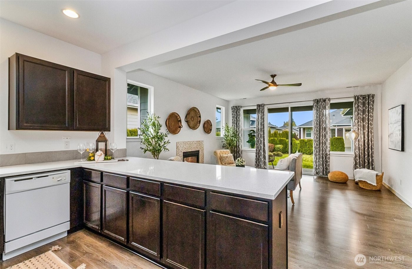 3112 Loch Ness Loop , Mount Vernon, WA 98273