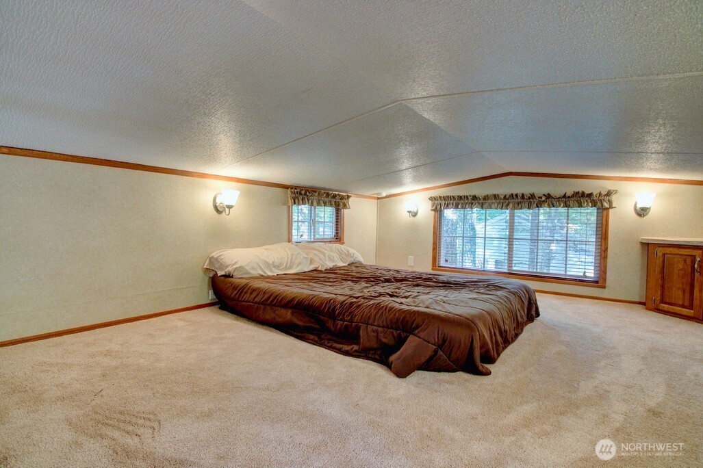 25 Drial Loop , Deming, WA 98244