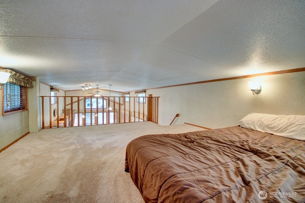 25 Drial Loop , Deming, WA 98244