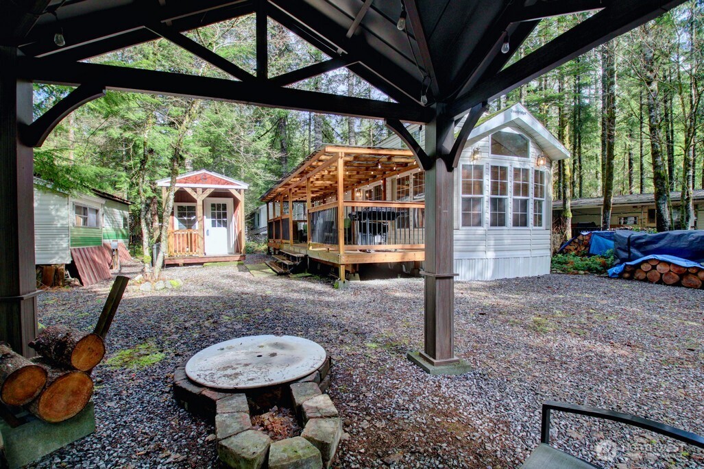 25 Drial Loop , Deming, WA 98244