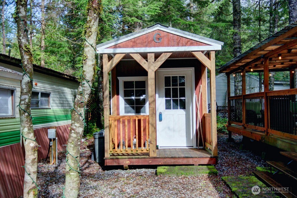 25 Drial Loop , Deming, WA 98244