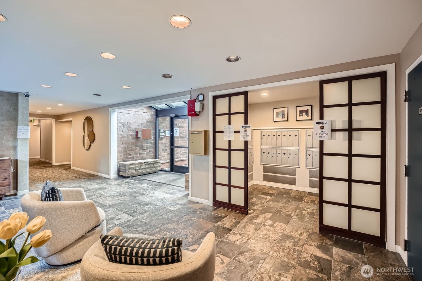 275 W Roy Street #114, Seattle, WA 98119