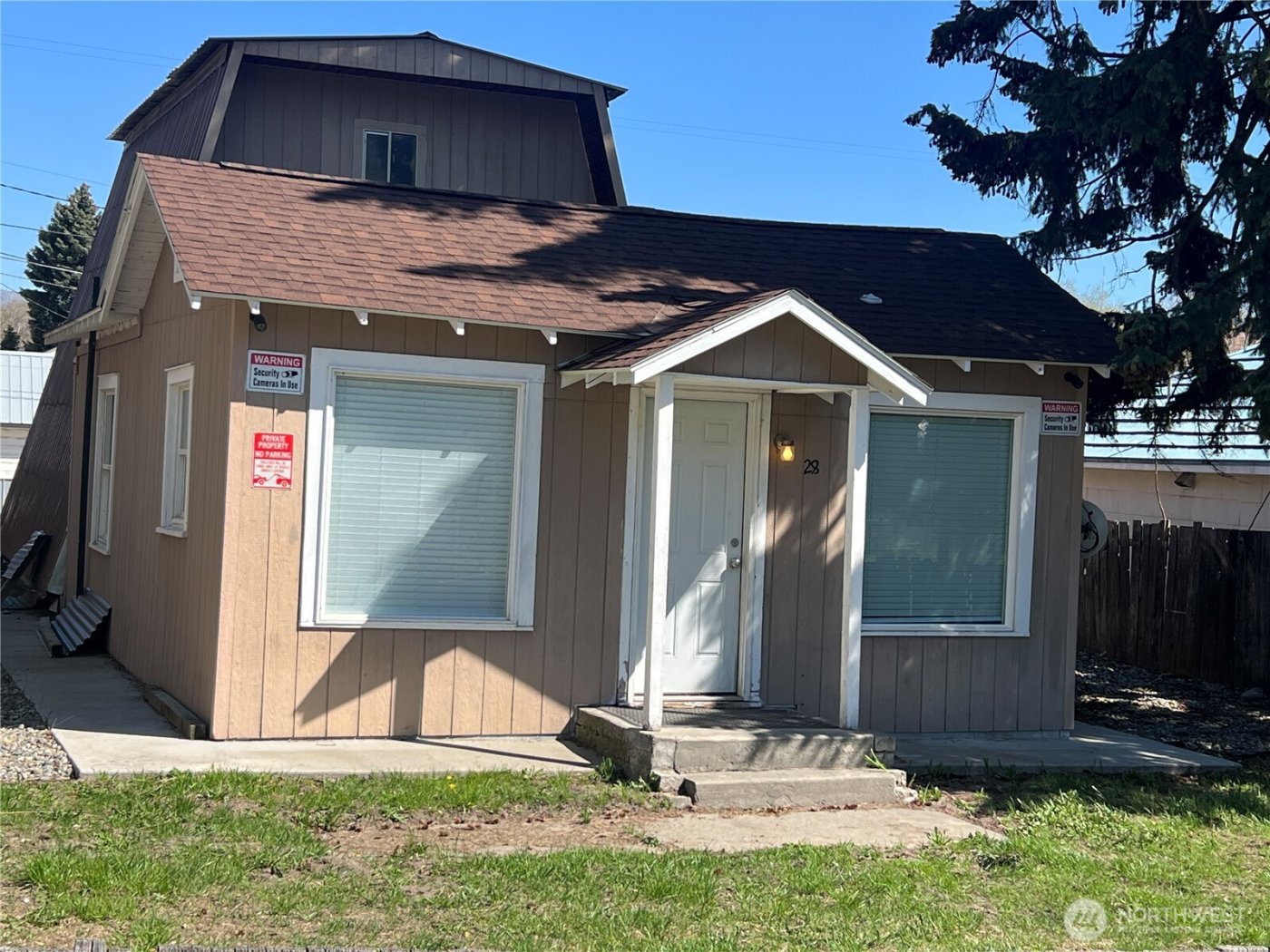 28 N Fir St , Omak, WA 98841