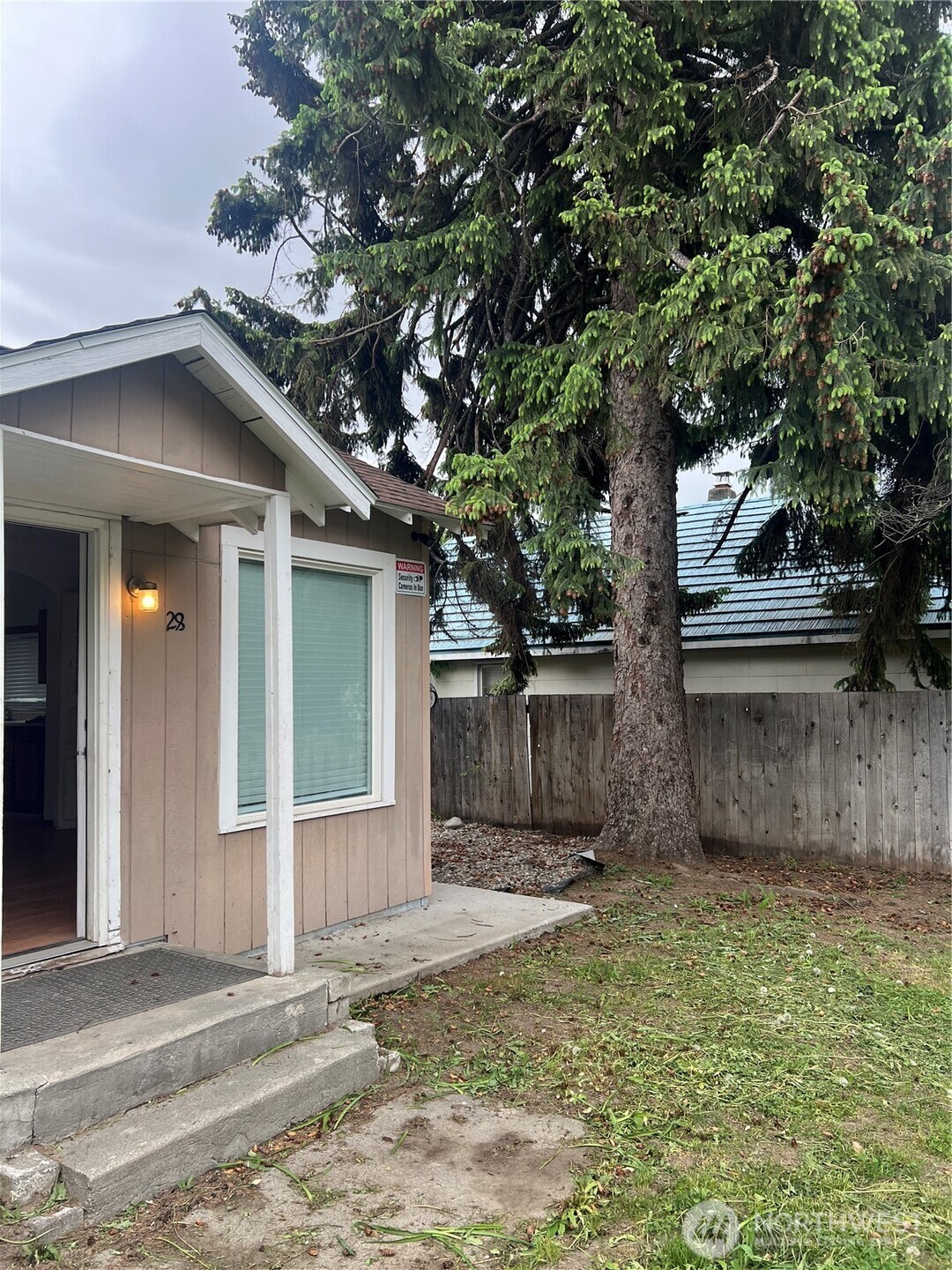 28 N Fir St , Omak, WA 98841