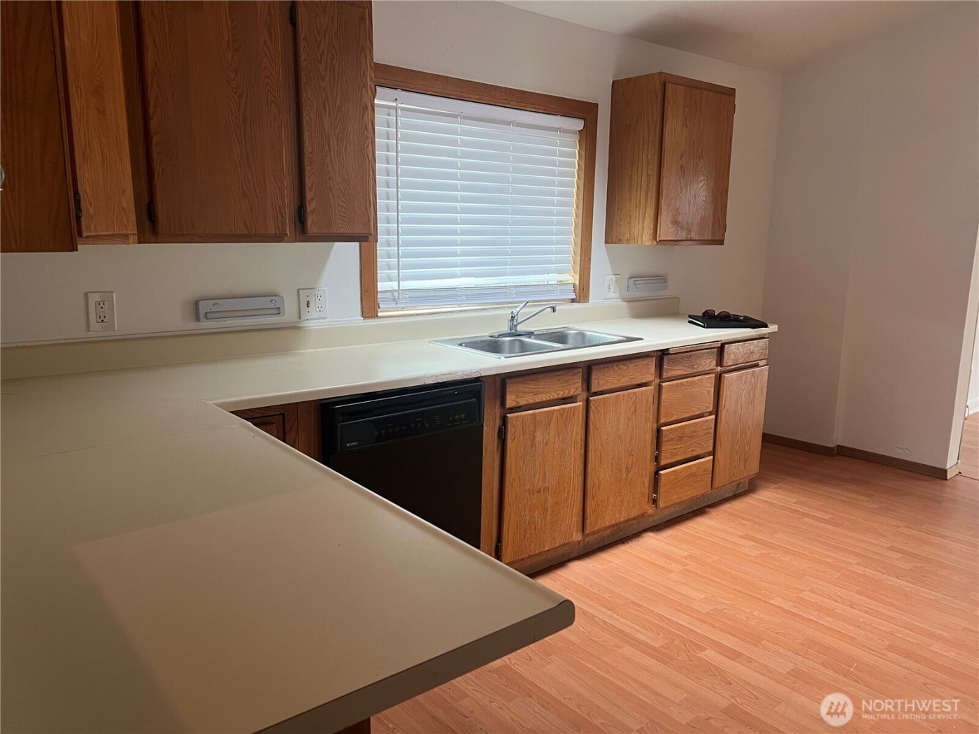 28 N Fir St , Omak, WA 98841