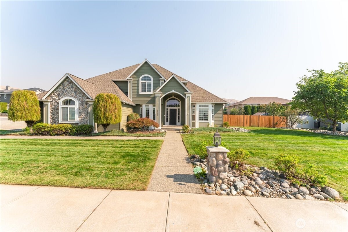 1653 Holly Lane , East Wenatchee, WA 98802