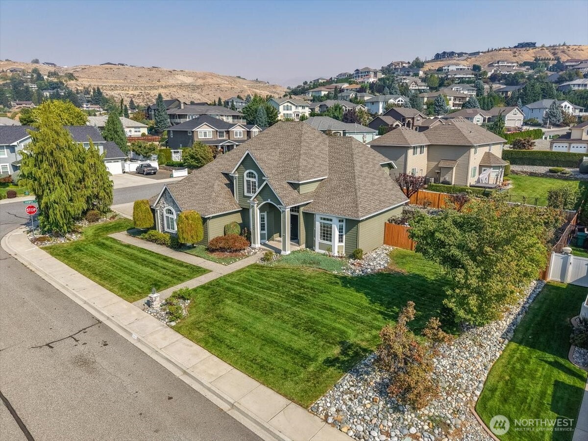 1653 Holly Lane , East Wenatchee, WA 98802
