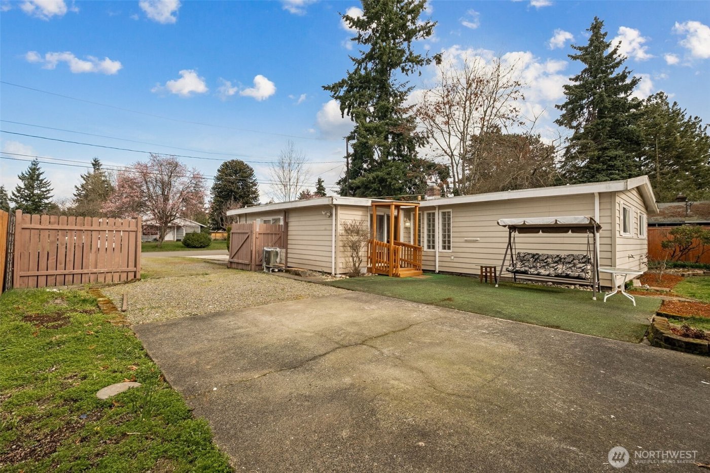 1333 S 315th St , Federal Way, WA 98003