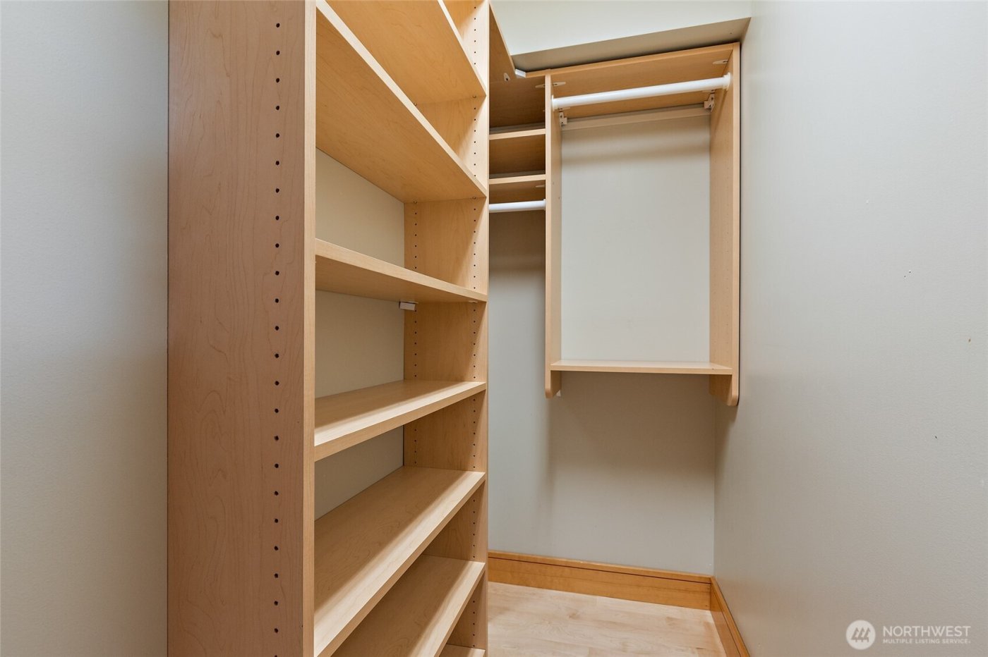 3824 Evanston Avenue N #6, Seattle, WA 98103